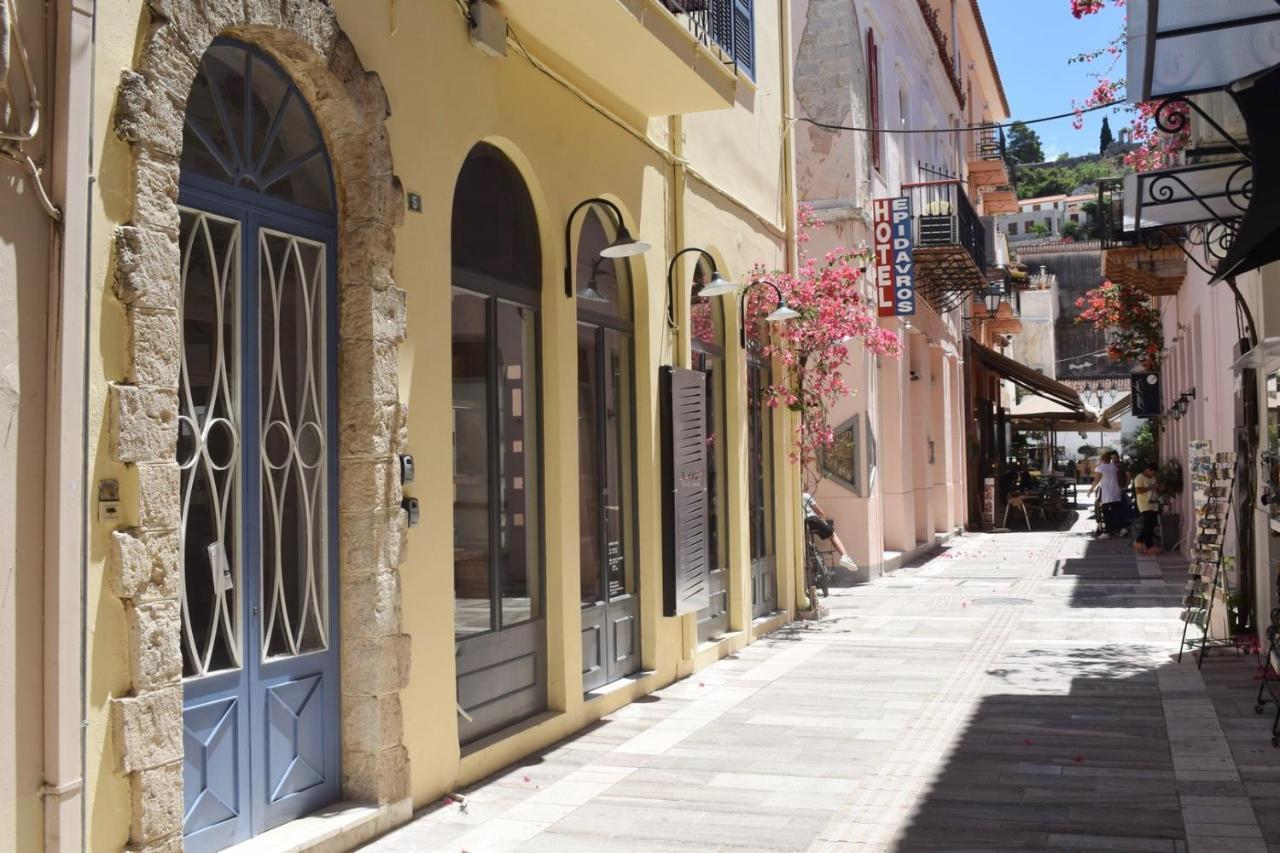 Apartment Levantes Superior Suite. Nafplio