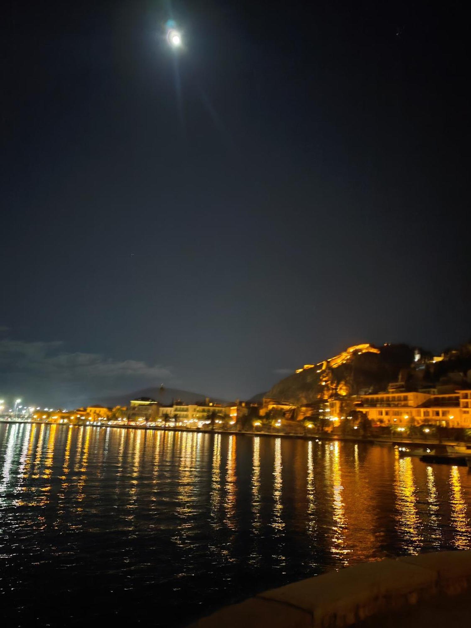 Apartment Levantes Superior Suite. Nafplio