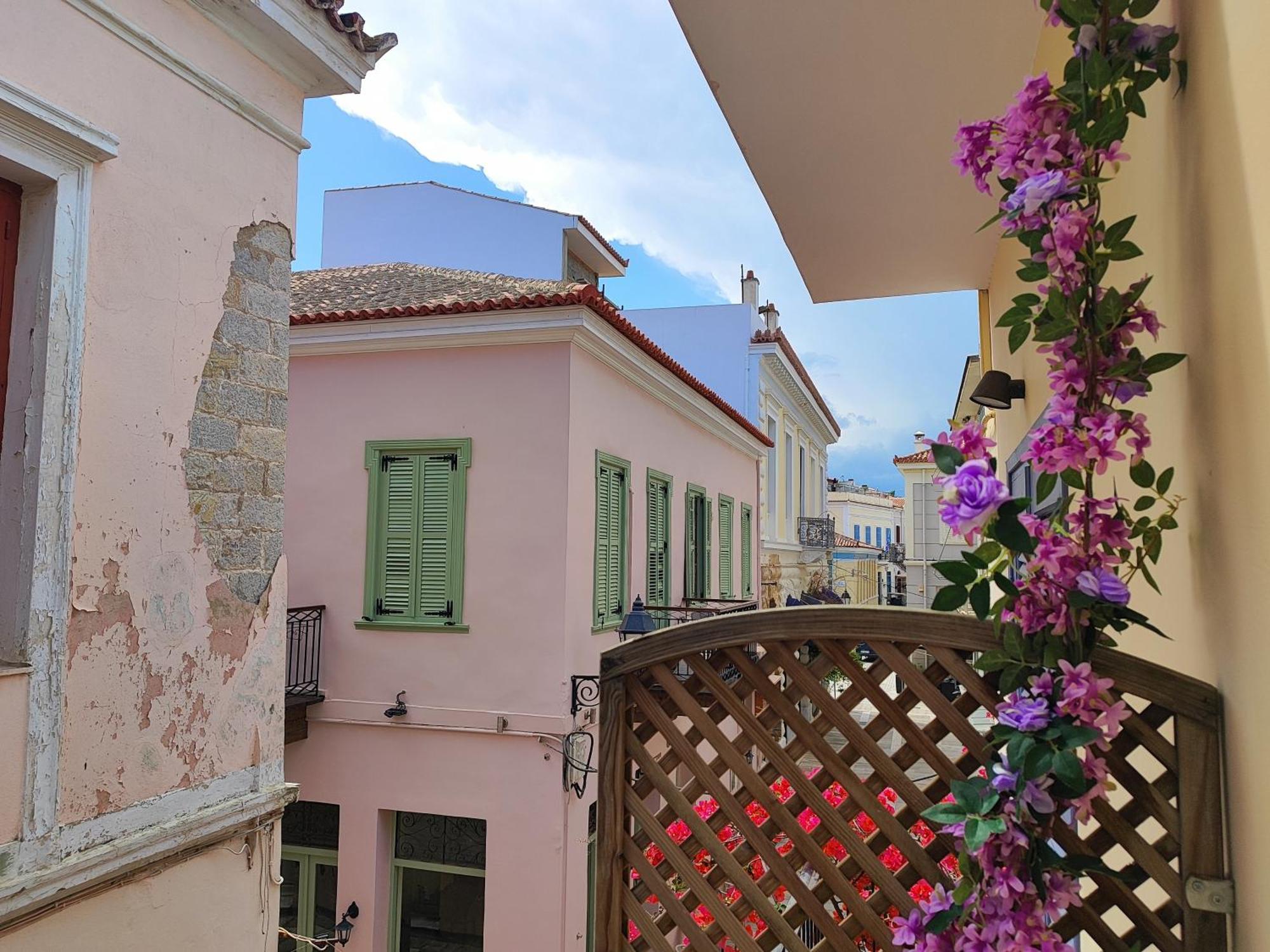 Levantes Superior Suite. * Nafplio